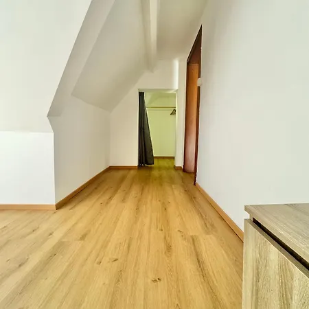 La Dewez A Loverval Villa