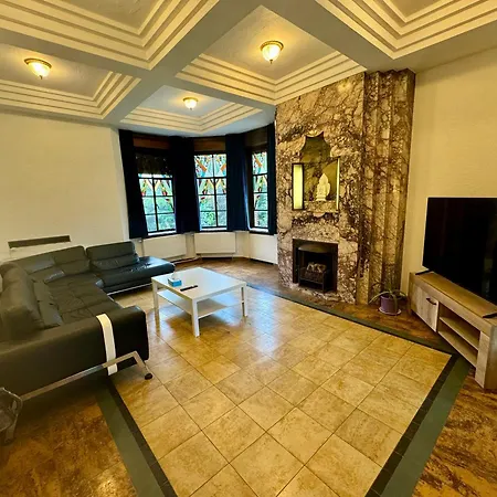 La Dewez A Loverval Villa *