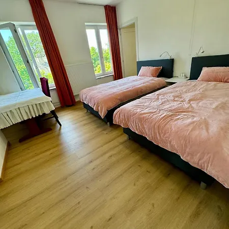 וילה La Dewez A Loverval