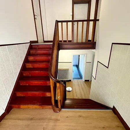 La Dewez A Loverval וילה *