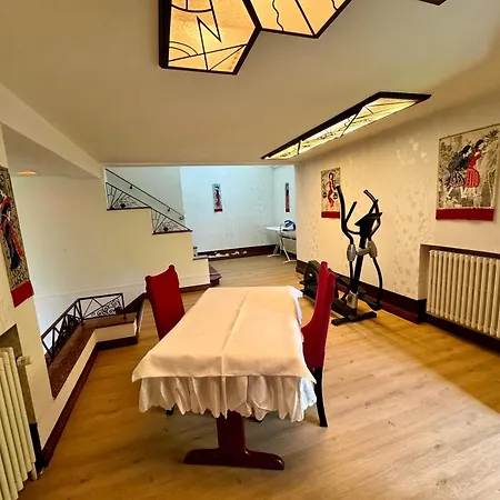 La Dewez A Loverval Villa *